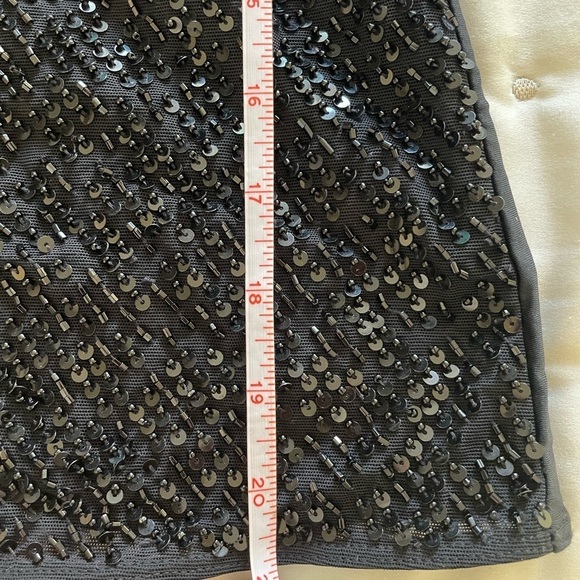 EUC Escada black sequins top sz L - Picture 10 of 10